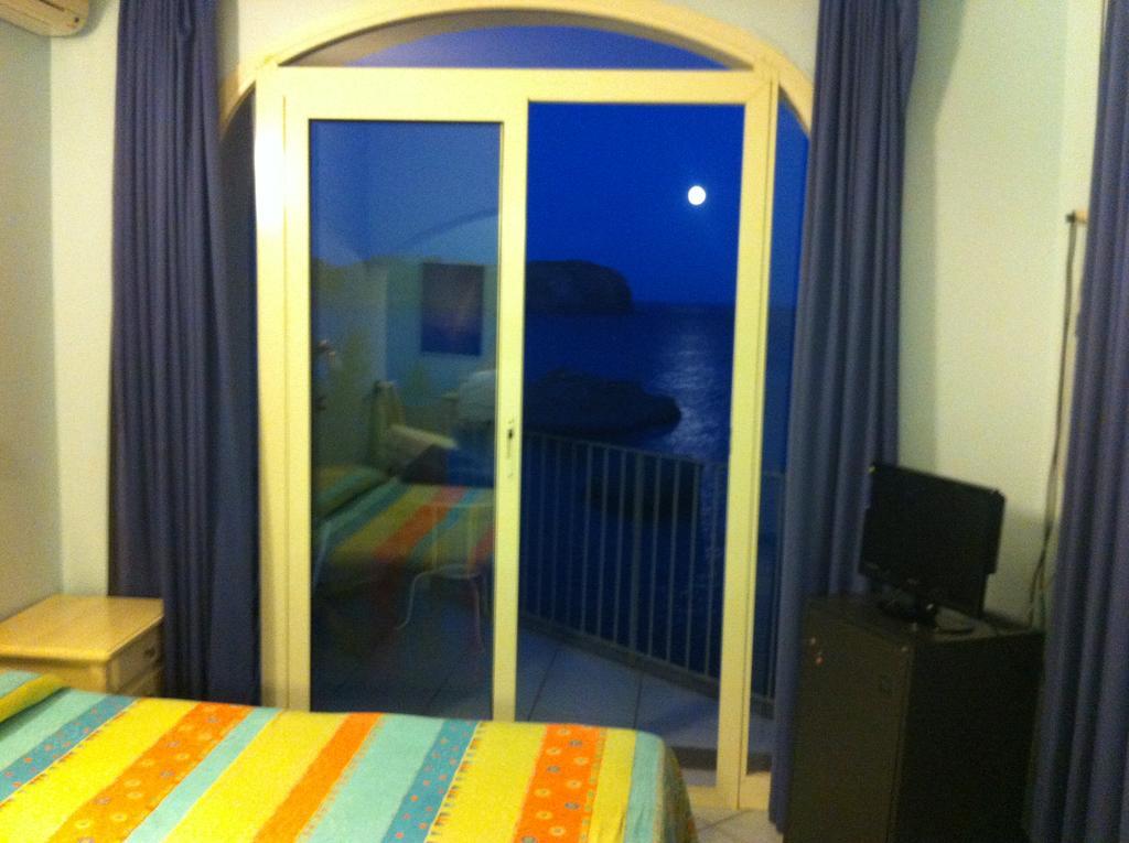 Hotel Villa Iulia Ventotene Luaran gambar