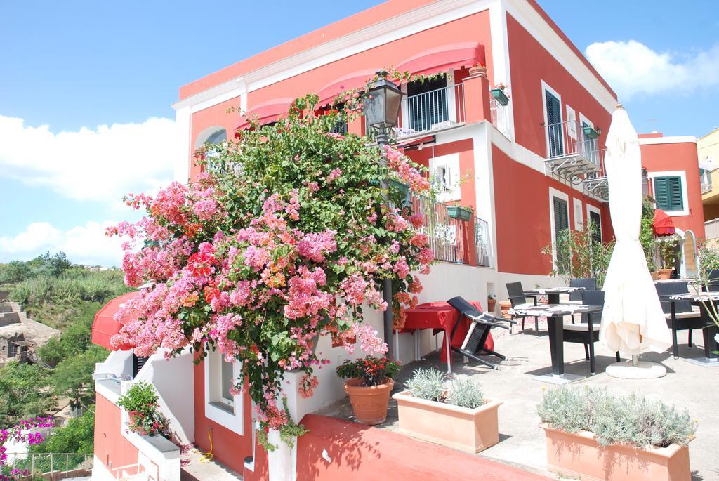 Hotel Villa Iulia Ventotene Luaran gambar