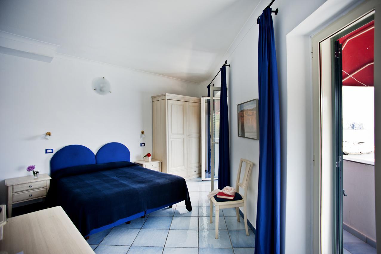 Hotel Villa Iulia Ventotene Luaran gambar